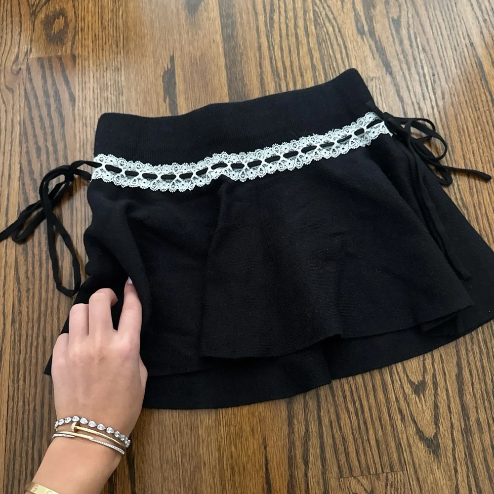 Edikted Black Crochet-Trim Knit Mini Skirt - Women's - Picture 2 of 2